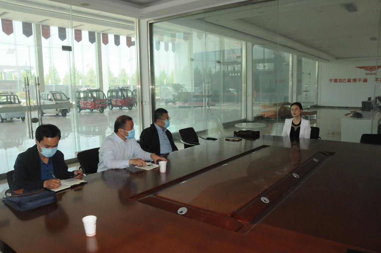 56f2c6e3efabaaea50e0ea18b73bf76