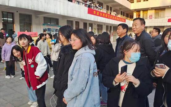 a67ce8ab8c5b431bf18486f72f13496